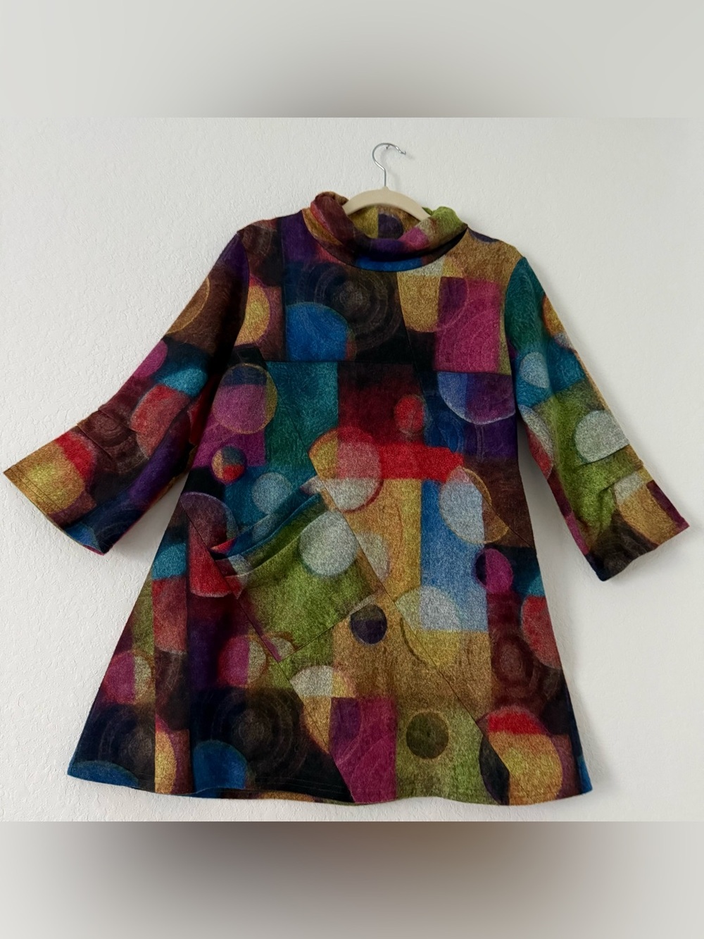 Damee Tunic Top Artsy Art to Wear M